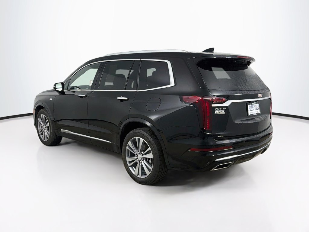 Used 2024 Cadillac XT6 Premium Luxury AWD/4WD image 7