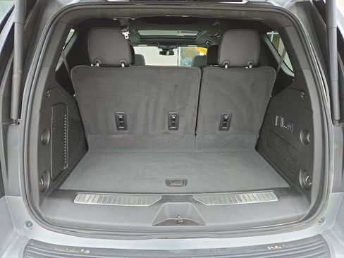 Used 2024 Chevrolet Tahoe Z71 image 30