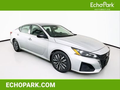 Used 2024 Nissan Altima 2.5 SV