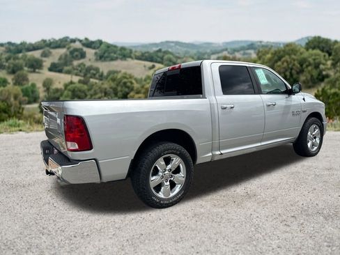 Used 2016 RAM 1500 Big Horn AWD/4WD image 9