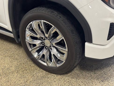 Used 2024 GMC Sierra 1500 Denali image 4