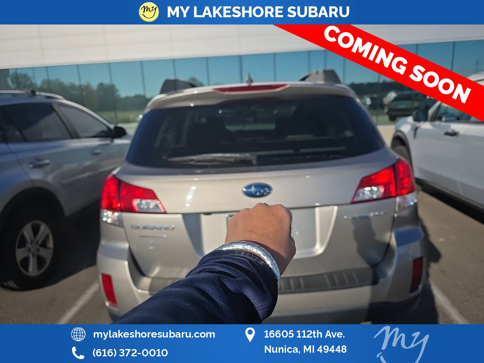 Used 2014 Subaru Outback 2.5i Limited w/ Moonroof Package AWD/4WD image 6
