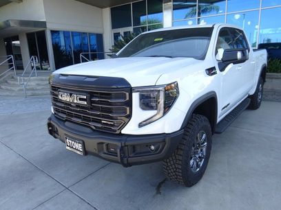 New 2026 GMC Sierra 1500 AT4X w/ LPO, Black Badging Package