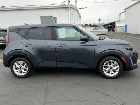 Used 2023 Kia Soul LX w/ Option Group 015 image 10