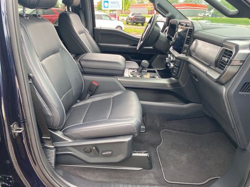 Used 2025 Ford F150 Lariat AWD/4WD image 27