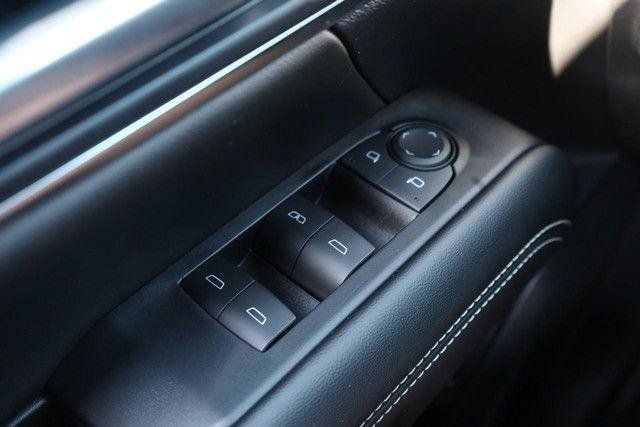 Used 2026 GMC Terrain Elevation w/ Elevation Premium Package FWD image 17