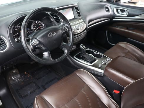 Used 2019 INFINITI QX60 Luxe w/ Essential Package FWD image 6