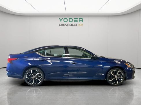 Used 2024 Nissan Altima 2.5 SR FWD image 4