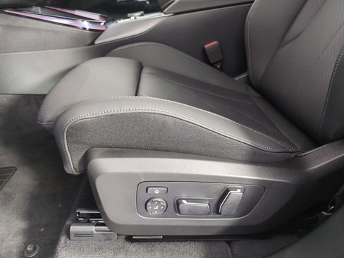 Used 2026 BMW X3 xDrive30 image 11