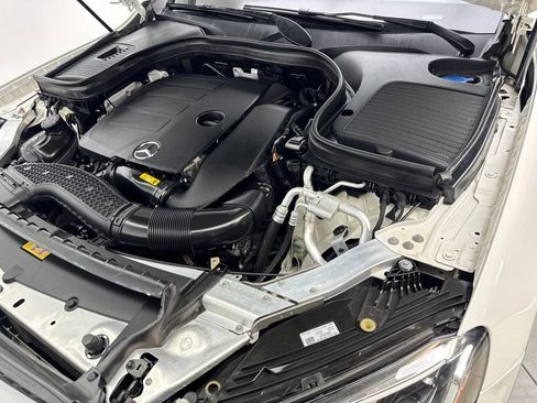 Used 2021 Mercedes-Benz GLC 300 4MATIC image 69