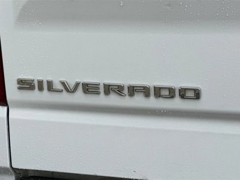 Used 2019 Chevrolet Silverado 1500 LTZ image 25