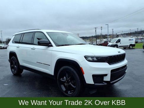 Used 2021 Jeep Grand Cherokee L Laredo image 8