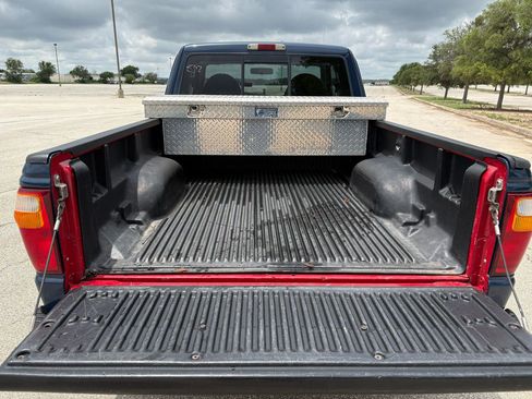 Used 2001 MAZDA B-Series Pickup 2WD Cab Plus B3000 image 16