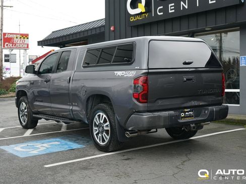 Used 2018 Toyota Tundra SR5 image 6