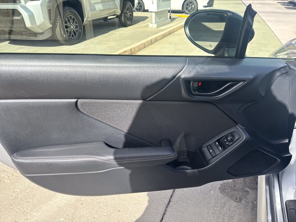 Certified 2022 Toyota GR86 w/ ALL Weather Mat Package (TMS) RWD image 10