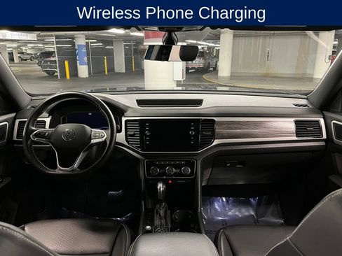 Certified 2023 Volkswagen Atlas Cross Sport SE w/ Black Wheel Package AWD/4WD image 7