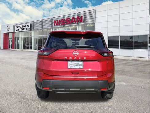 New 2026 Nissan Rogue SV FWD image 5
