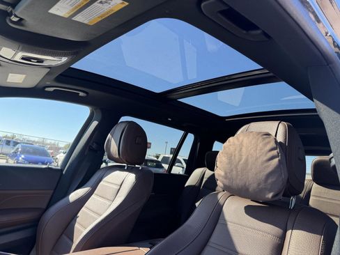 Certified 2025 Mercedes-Benz GLS 450 4MATIC image 14