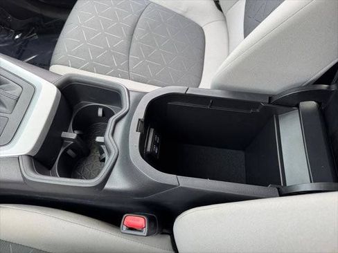 Certified 2022 Toyota RAV4 XLE w/ Carpet Mat Package (TMS) AWD/4WD image 58