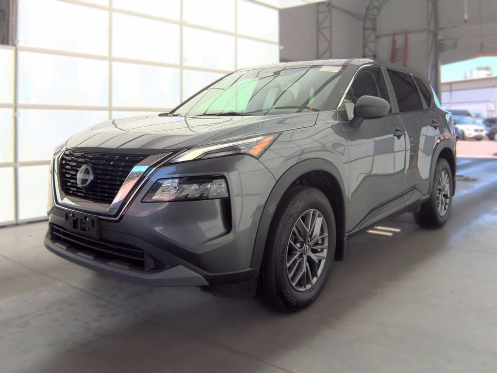 Used 2023 Nissan Rogue S AWD/4WD image 1