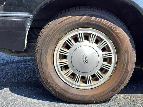 Used 1988 Ford Mustang LX image 5