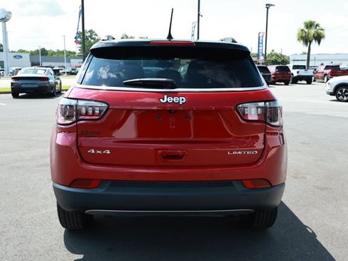 Used 2024 Jeep Compass Limited AWD/4WD image 7