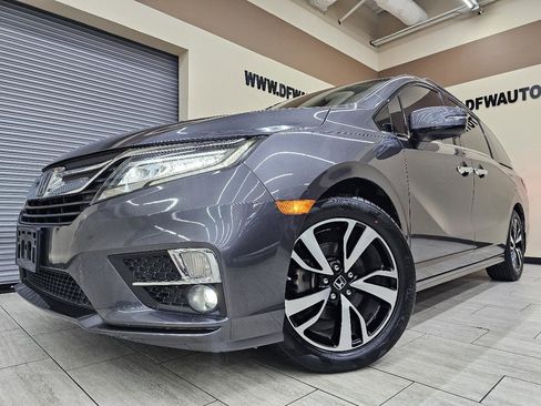 Used 2018 Honda Odyssey Elite image 1
