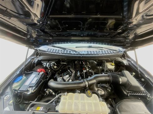 Used 2023 Ford Expedition Max XLT image 31