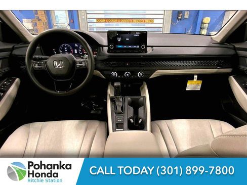Used 2025 Honda Accord LX image 7