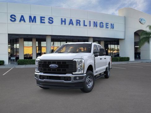 New 2026 Ford F250 XL w/ XL Driver Assist Package AWD/4WD image 2