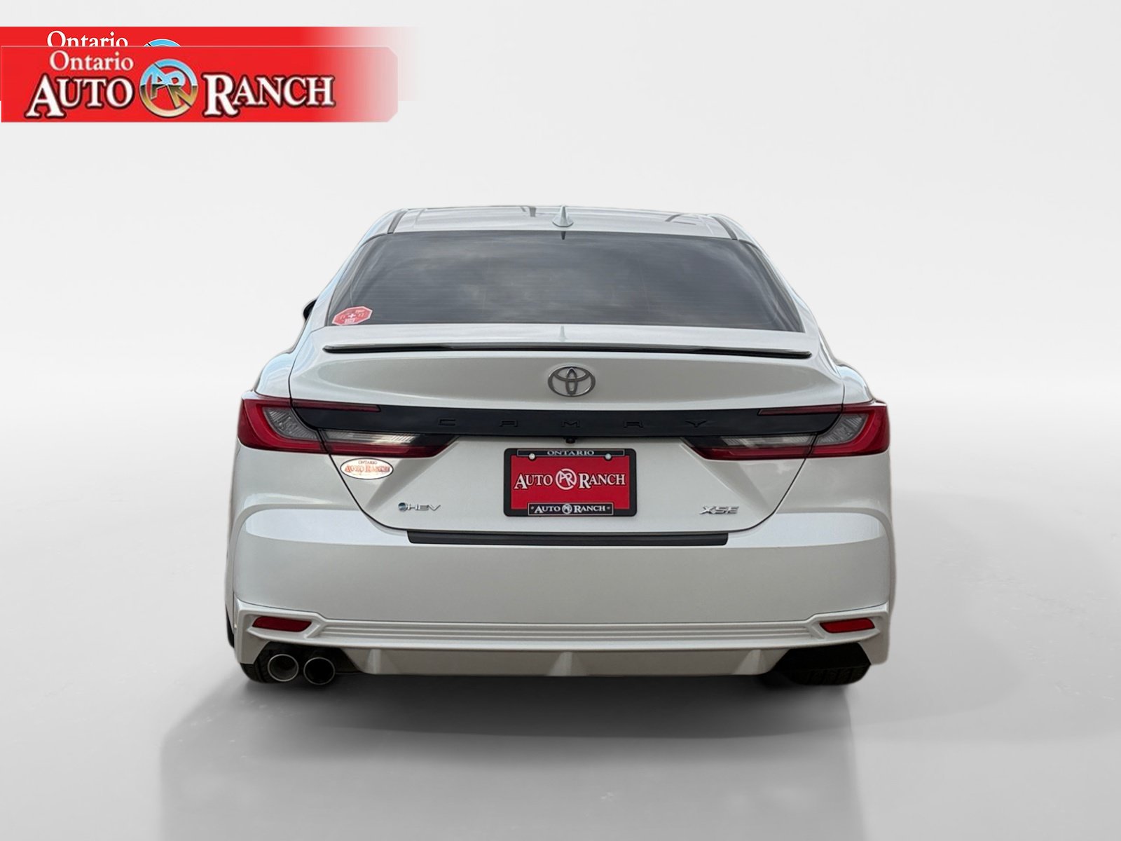 Used 2025 Toyota Camry XSE FWD image 4