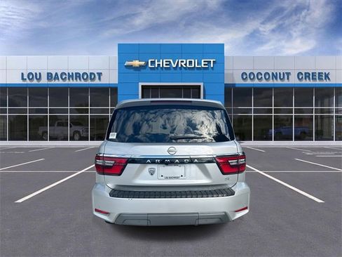 Used 2023 Nissan Armada SL w/ Captain's Chairs Package image 7