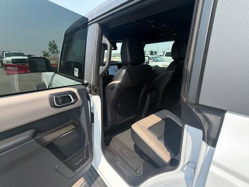 Used 2024 Ford Bronco Wildtrak AWD/4WD image 19