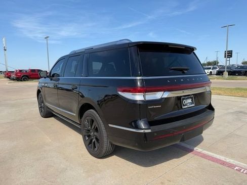 Used 2023 Lincoln Navigator L Reserve AWD/4WD image 6