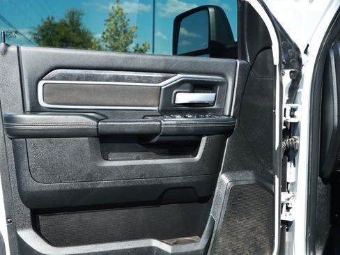 Used 2024 RAM 2500 Big Horn AWD/4WD image 21