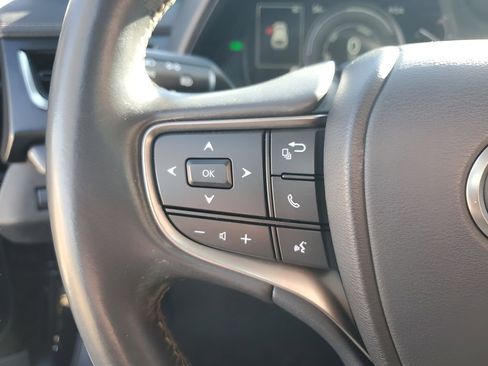 Used 2021 Lexus UX 250h image 35