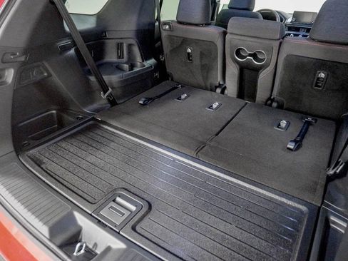 Certified 2025 Honda Pilot Sport image 10