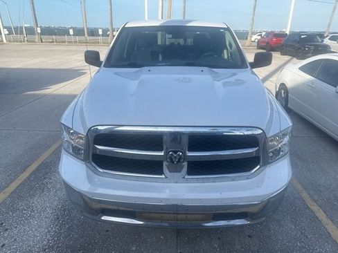 Used 2019 RAM 1500 Classic SLT RWD image 2