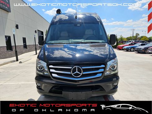 Used 2017 Mercedes-Benz Sprinter 3500 image 7