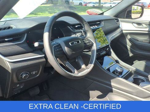 Certified 2024 Jeep Grand Cherokee Altitude AWD/4WD image 7