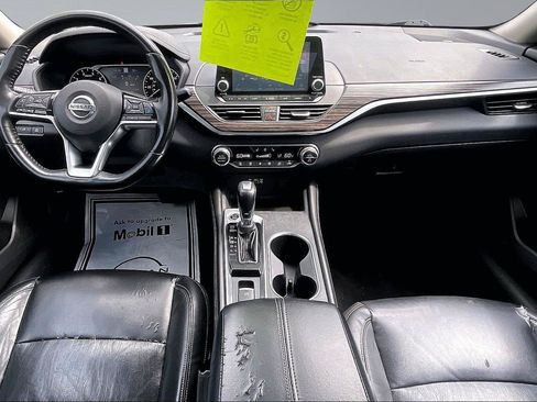 Used 2019 Nissan Altima 2.5 SL FWD image 17