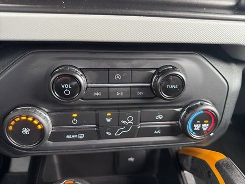 Used 2023 Ford Bronco Badlands AWD/4WD image 15