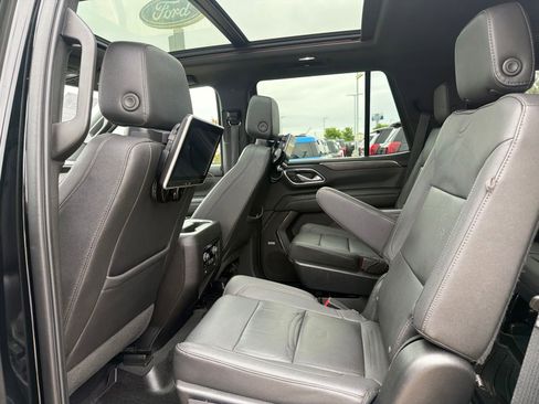 Used 2022 Chevrolet Tahoe LT w/ Luxury Package AWD/4WD image 22