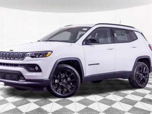 New 2026 Jeep Compass Latitude image 2