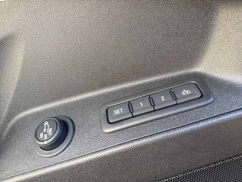 Used 2024 Chevrolet Equinox Premier AWD/4WD image 15