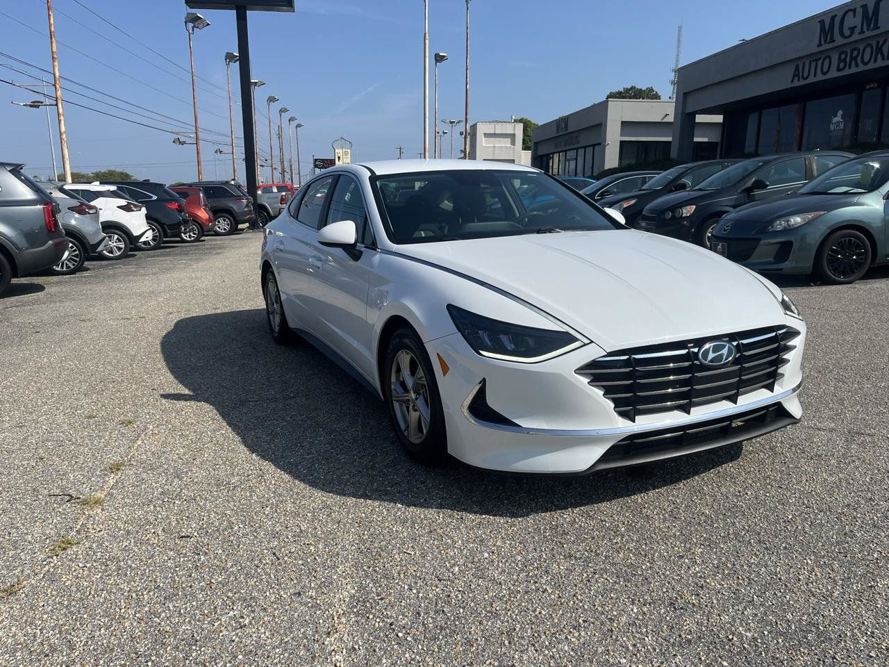 Used 2021 Hyundai Sonata SE FWD image 4