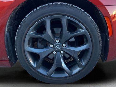 Used 2021 Chrysler 300 S image 33