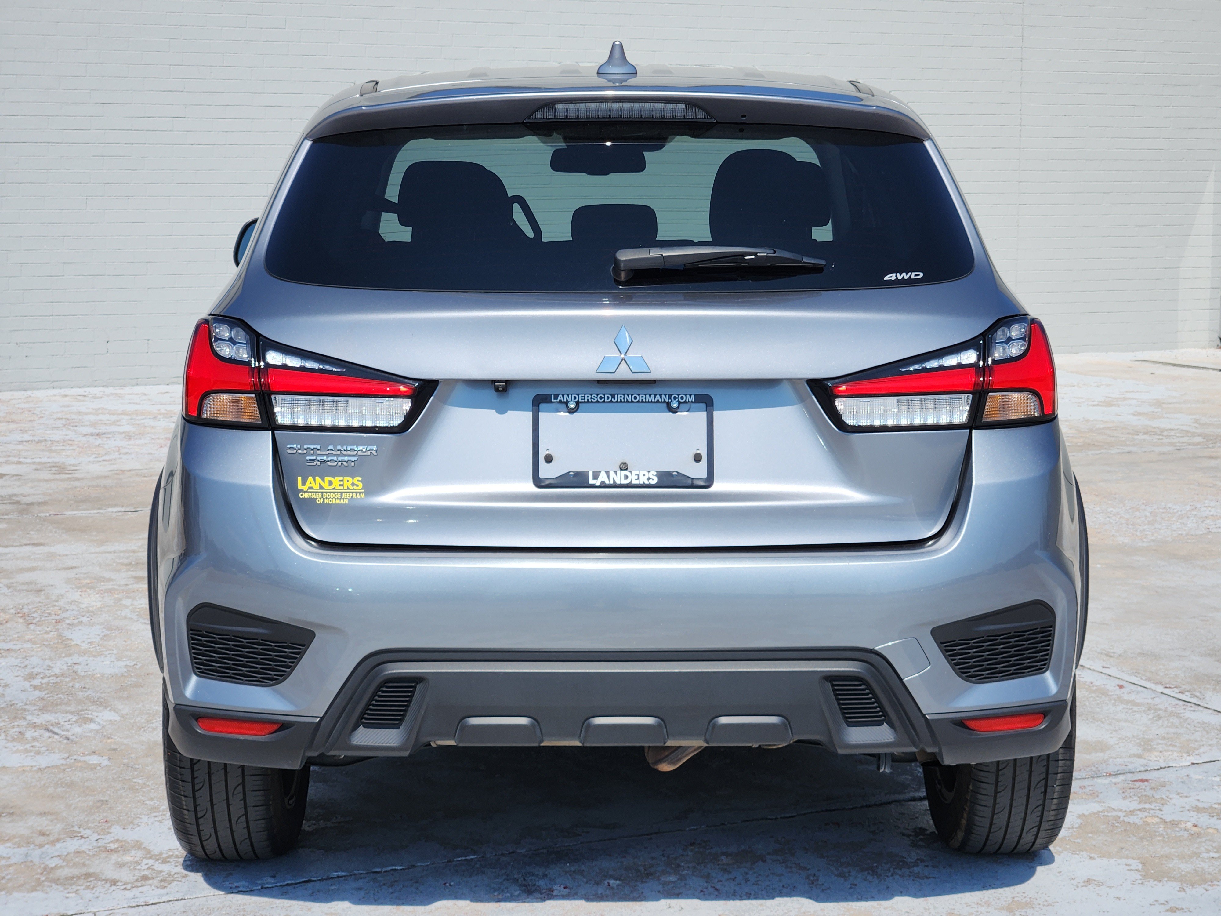 Used 2025 Mitsubishi Outlander Sport ES AWD/4WD image 7