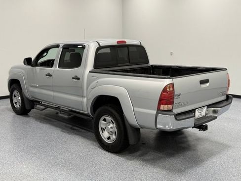 Used 2006 Toyota Tacoma PreRunner RWD image 9