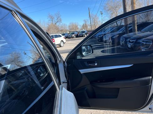 Used 2014 Subaru Outback 2.5i w/ Alloy Wheel Package image 11